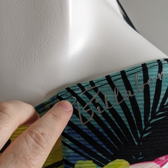 Billabong tropical floral string bikini 6 - Picture 4 of 11